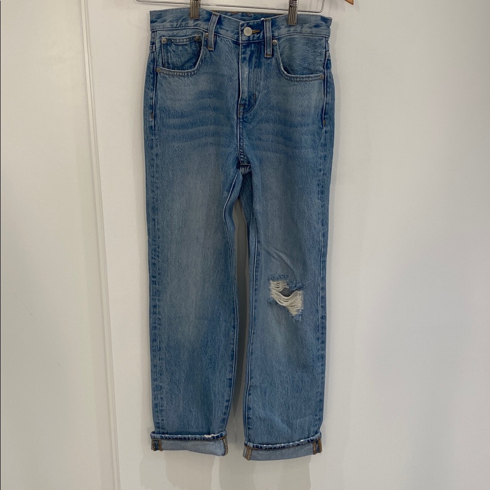 NWT J Crew Slouchy Boyfriend Jeans Light wash Size 23 (26” Waist).
